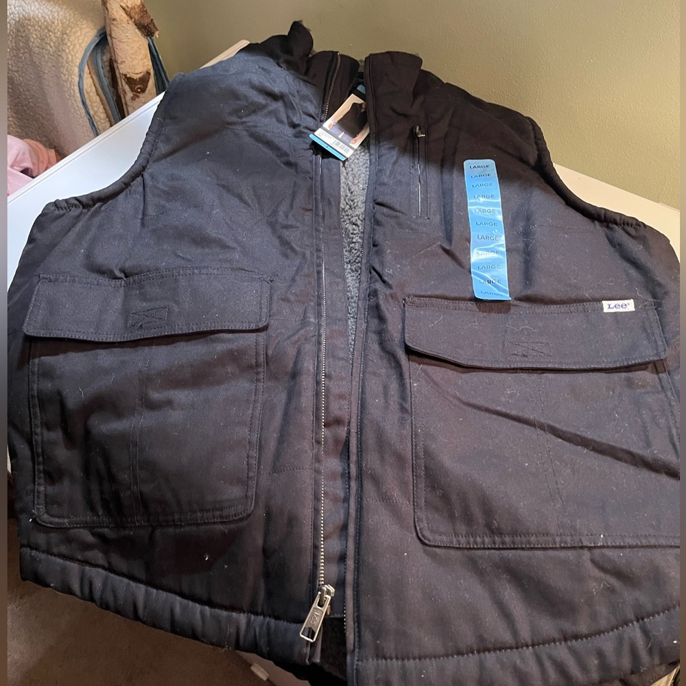 Black Men's Lee Jacket Vest